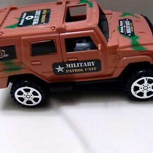 Military patrol unit toy
